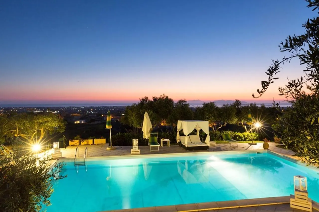 Bright Apartment Marsala + Pool