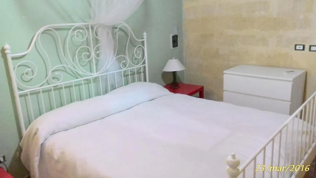 Bright Apartment Marsala + Pool Italy